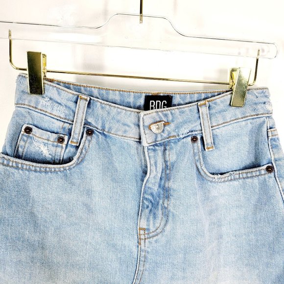 URBAN OUTFITTERS x BDG Light Blue Washed Denim Mini Skirt XS High Waist Raw Hem‎ - Picture 5 of 9